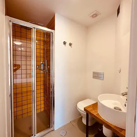 Live It Up Marvila * Lissabon