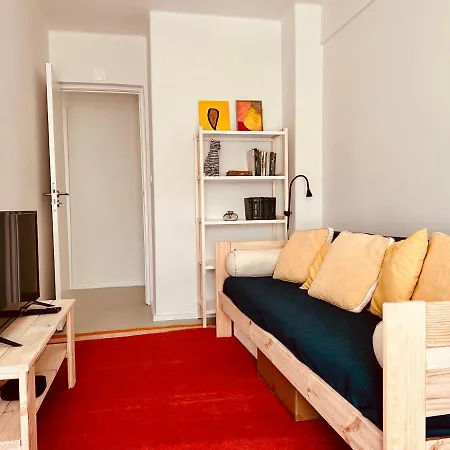 Live It Up Marvila Apartment *